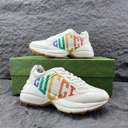 グッチ スニーカー