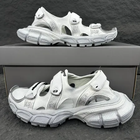 バレンシアガ サンダル