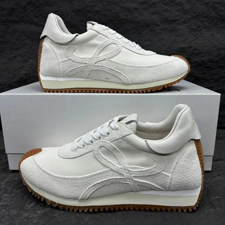 ロエベ カジュアルシューズ