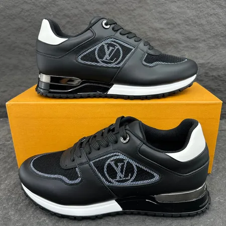 ルイヴィトン カジュアルシューズ