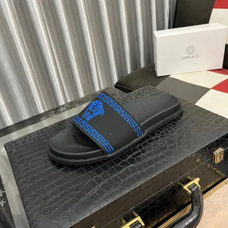 ヴェルサーチ スリッパ