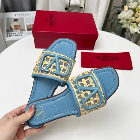 ヴァレンティノ スリッパ