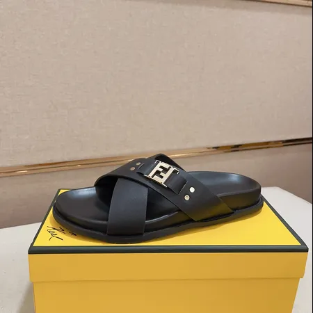 フェンディ スリッパ
