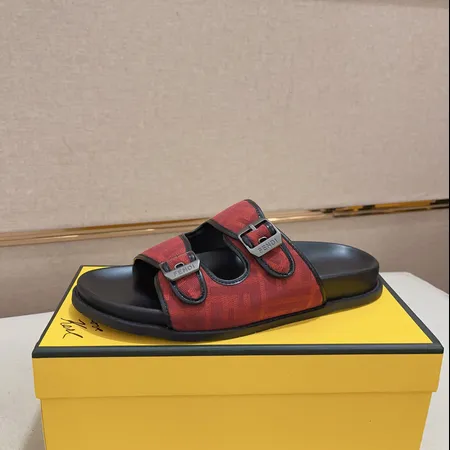 フェンディ スリッパ