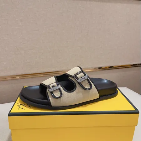 フェンディ スリッパ