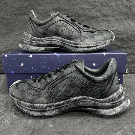 グッチ スニーカー