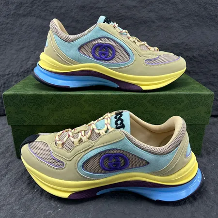 グッチ スニーカー