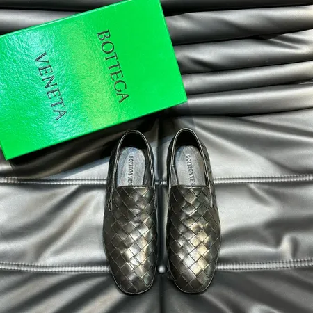 ボッテガ ヴェネタ カジュアルシューズ