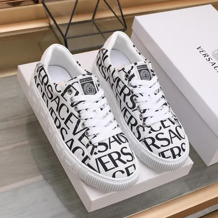 ヴェルサーチ カジュアルシューズ