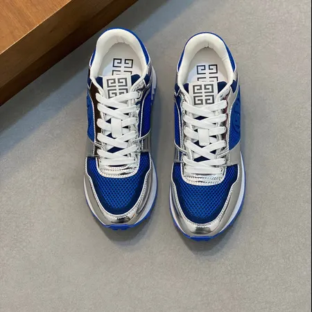 ジバンシィ スニーカー