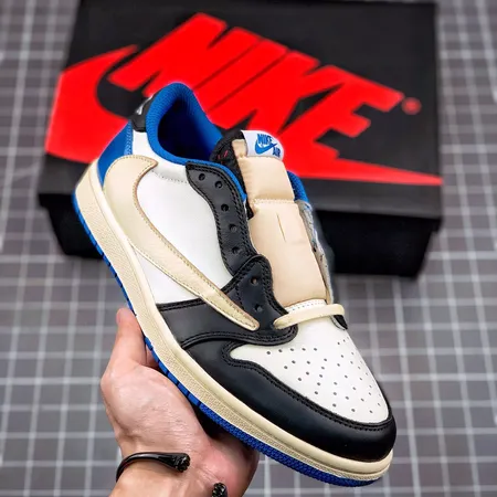 ナイキ カジュアルシューズ