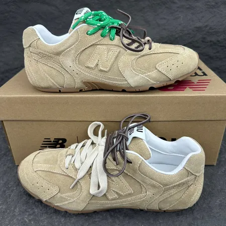 ミュウミュウ カジュアルシューズ