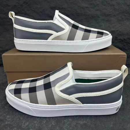 バーバリー ス カジュアルシューズ