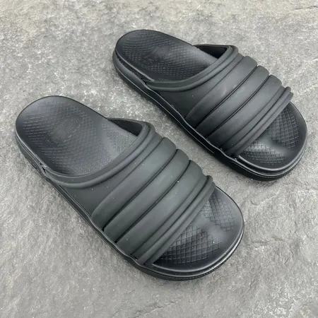 グッチ スリッパ