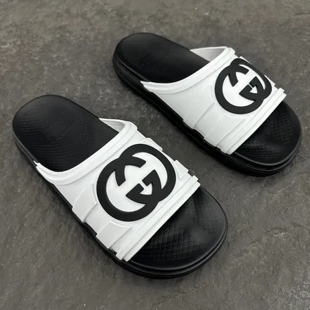 グッチ スリッパ