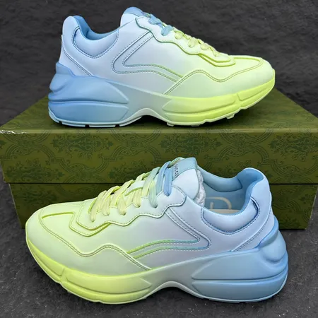 グッチ スニーカー