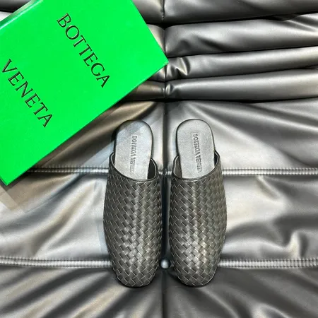 ボッテガ ヴェネタ カジュアルシューズ