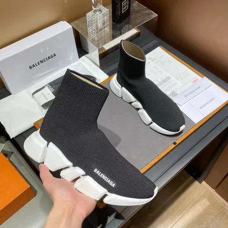 バレンシアガ カジュアルシューズ