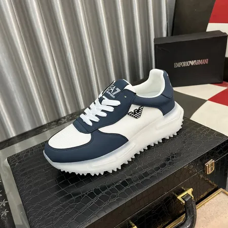 アルマーニ カジュアルシューズ