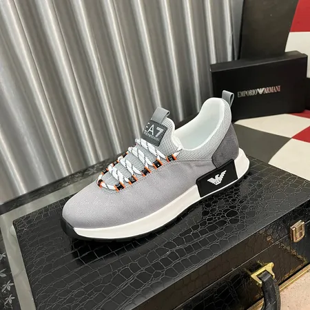 アルマーニ カジュアルシューズ