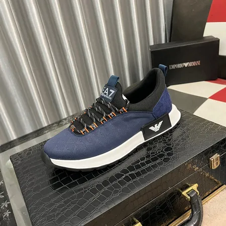 アルマーニ カジュアルシューズ