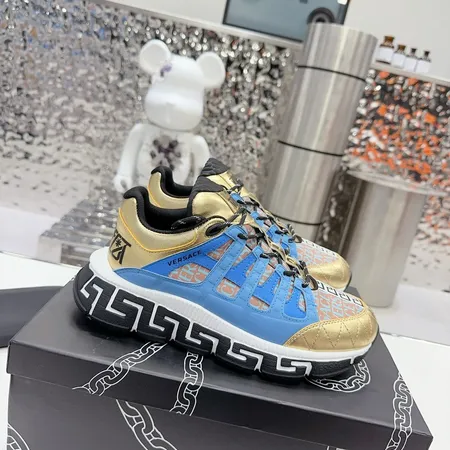 ヴェルサーチ カジュアルシューズ