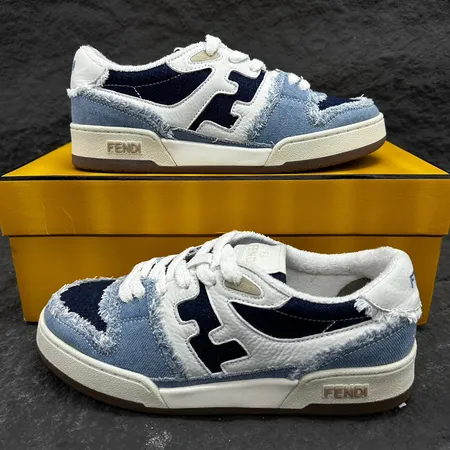 フェンディ カジュアルシューズ