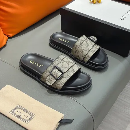 グッチ スリッパ