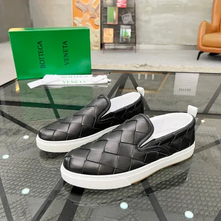 ボッテガ ヴェネタ カジュアルシューズ
