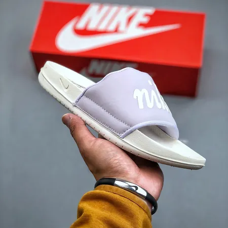 ナイキ スリッパ