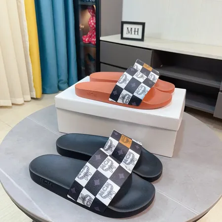 エムシーエム スリッパ