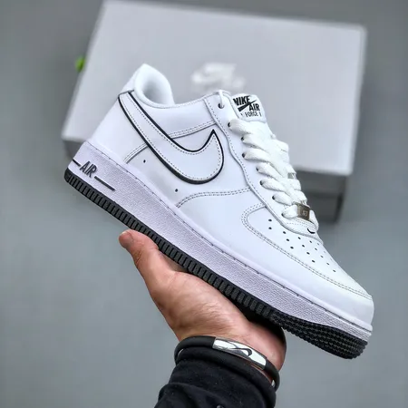 ナイキ カジュアルシューズ