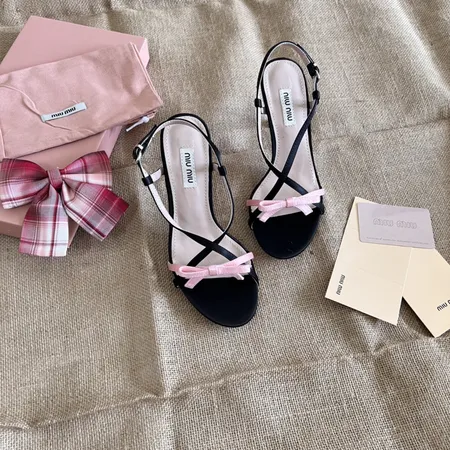 ミュウミュウ サンダル