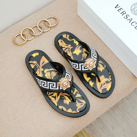 ヴェルサーチ スリッパ