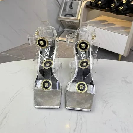 ヴェルサーチ サンダル