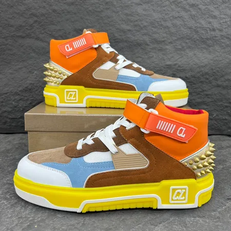 クリスチャン・ルブタン スニーカー