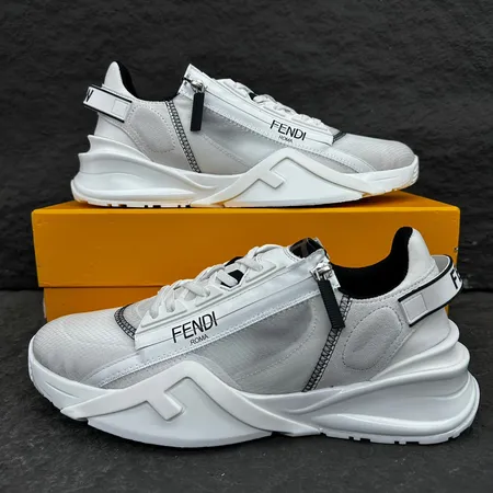 フェンディ スニーカー
