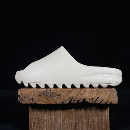 アディダス スリッパ