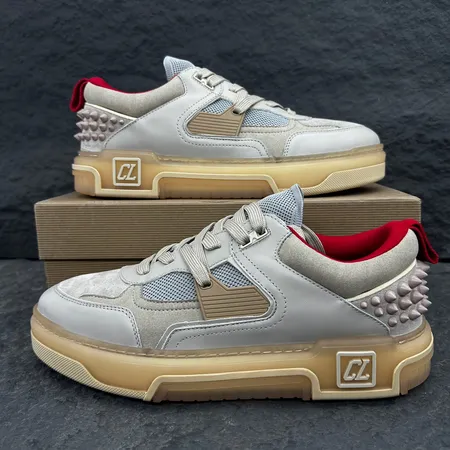 クリスチャン・ルブタン スニーカー