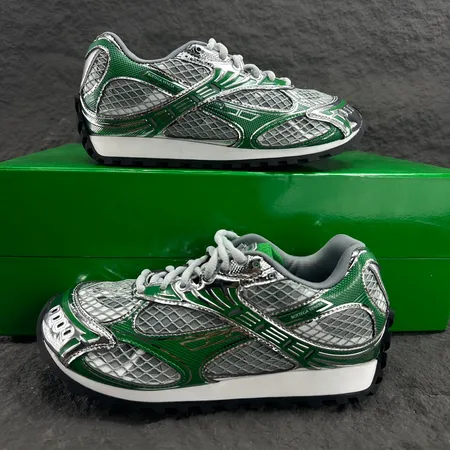 ボッテガ ヴェネタ スニーカー