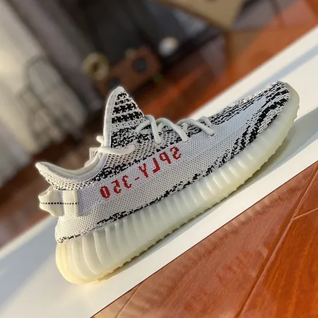 アディダス カジュアルシューズ