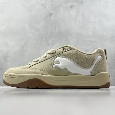 プーマ カジュアルシューズ