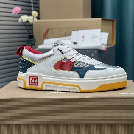 クリスチャン・ルブタン カジュアルシューズ