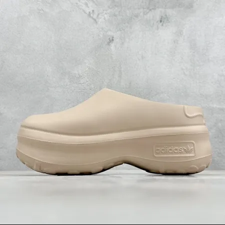 アディダス スリッパ