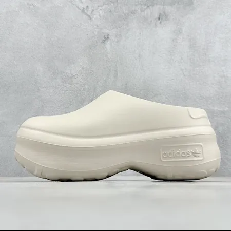 アディダス スリッパ