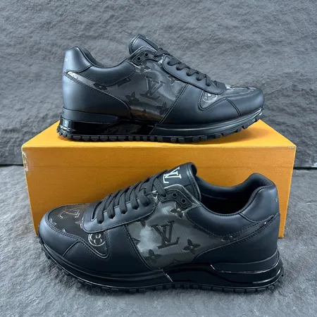 ルイヴィトン スニーカー