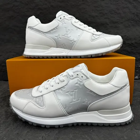 ルイヴィトン スニーカー