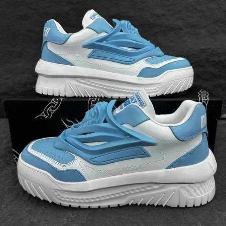 ヴェルサーチ カジュアルシューズ