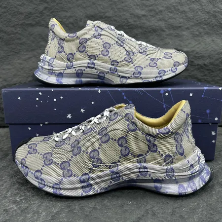 グッチ スニーカー