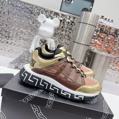 ヴェルサーチ スニーカー